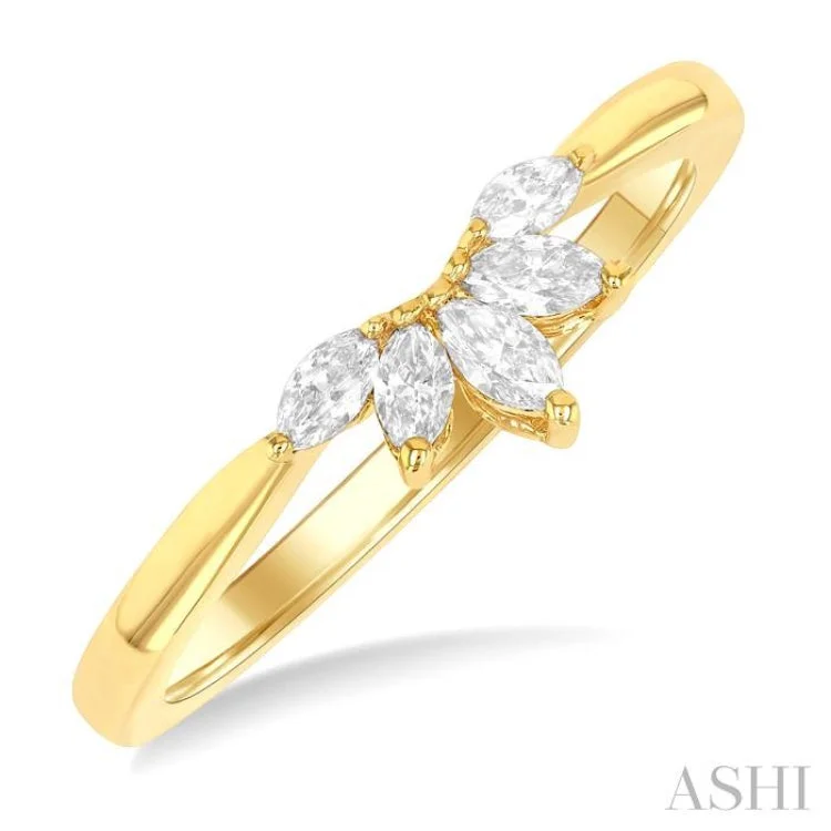 Beautiful Diamond Ring-1/5 ctw Marquise Cut Diamond Half Flower Motif Chevron Ring in 14K Yellow Gold