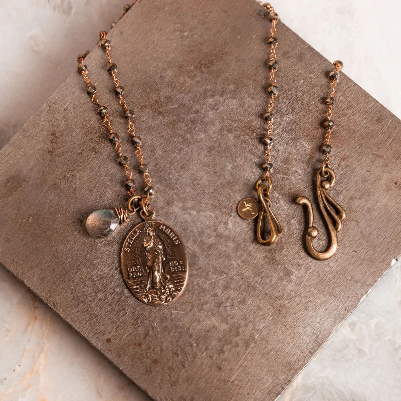 Personalized Jewelry Necklace-Maris Holy Medal Necklace