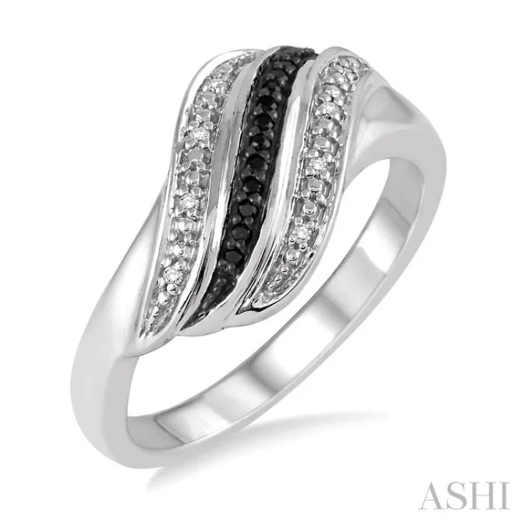 Gorgeous Wedding Band with Diamonds-1/10 ctw White and Black Diamond Fashion Ring in Sterling Silver