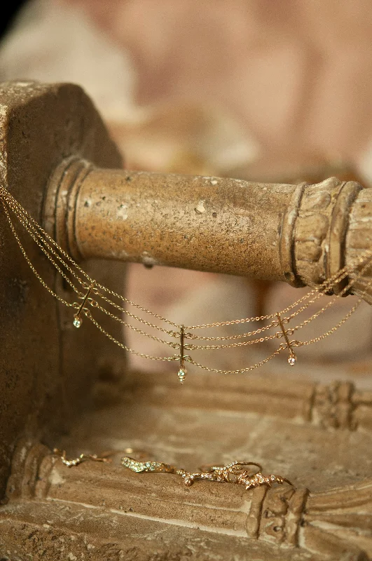 Sparkling Crystal Necklace-Flare in the Dark Necklace