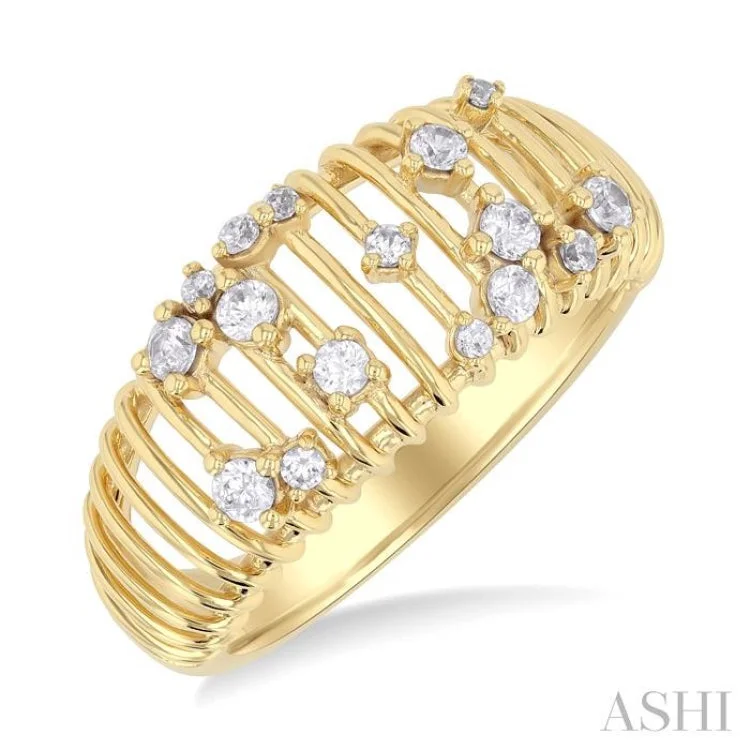 Dainty Engagement Ring-1/3 ctw Open Ribbed Dome Shape Round Cut Diamond Scatter Fashion Ring in 14K Yellow Gold