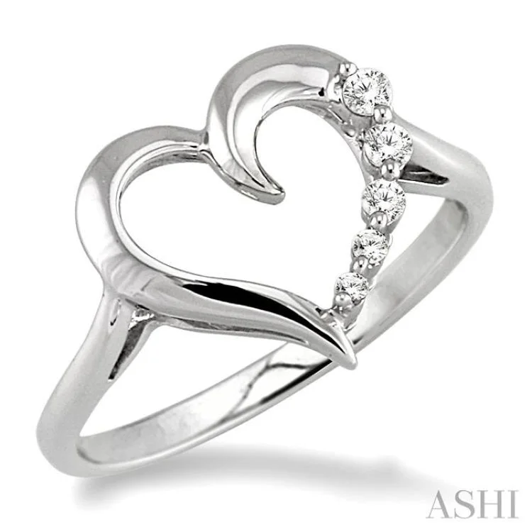 Wedding Ring Set for Women-1/10 ctw Round Cut Diamond Journey Heart Ring in 14K White Gold