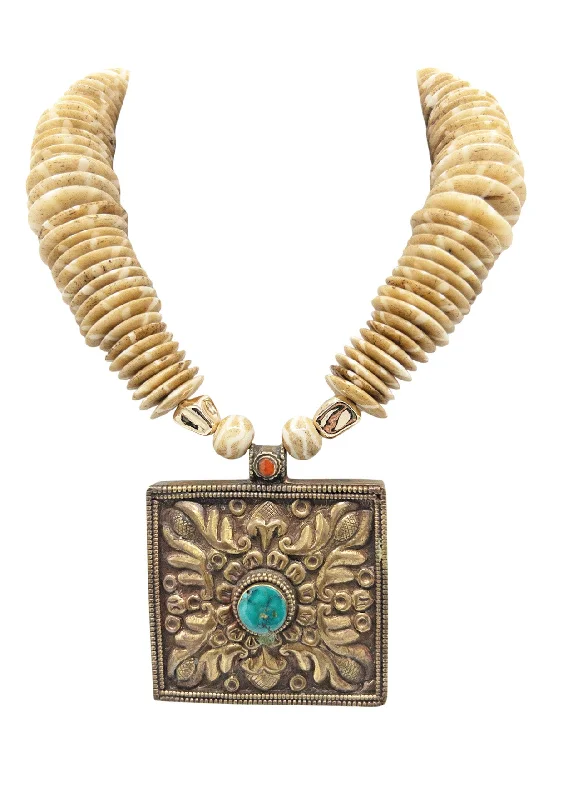 Elegant Gold Necklace for Weddings-Horn Slabs Nepalese Pendant Necklace