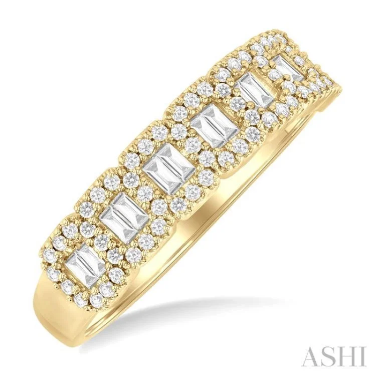 Diamond Eternity Ring-1/2 ctw Interlocked Octagonal Shape Motif Fusion Baguette and Round Cut Diamond Fashion Band in 14K Yellow Gold