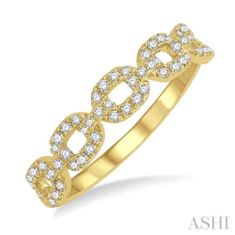 Wedding Band with Diamonds-1/4 ctw Box Chain Link Round Cut Diamond Ladies Ring in 14K Yellow Gold