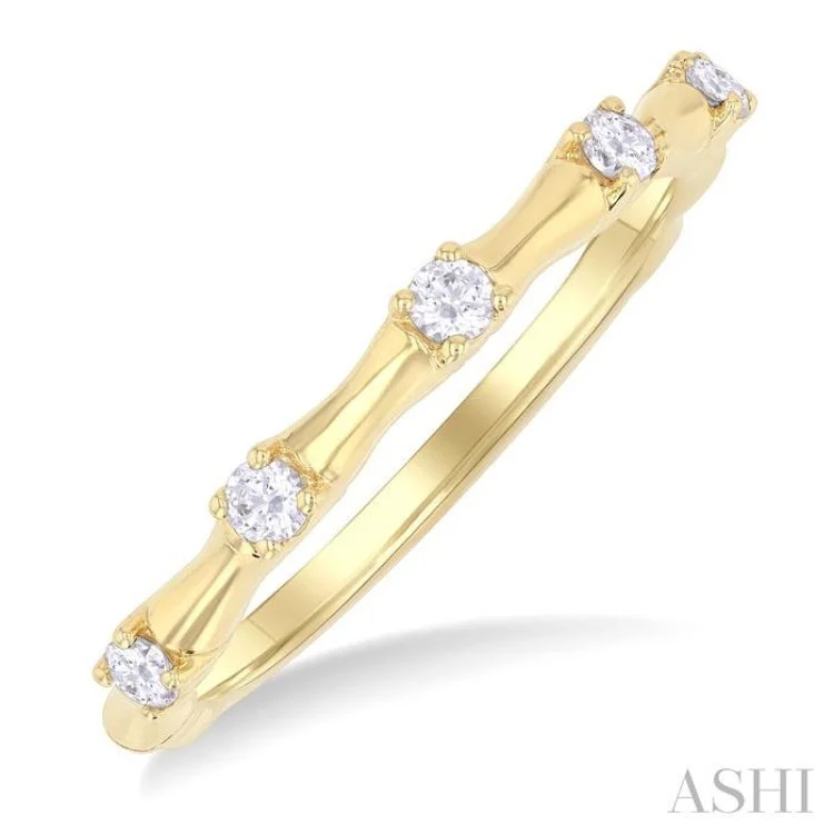 Stackable Engagement Rings-1/5 ctw Bamboo Shoot Inspired Round Cut Diamond Fashion Ring in 14K Yellow Gold