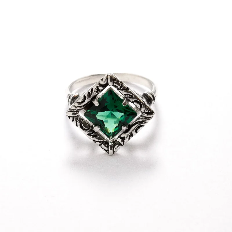 Vintage Silver Engagement Ring-Silver Emerald Ring - Green Rhombus Band - Vintage Emerald Ring