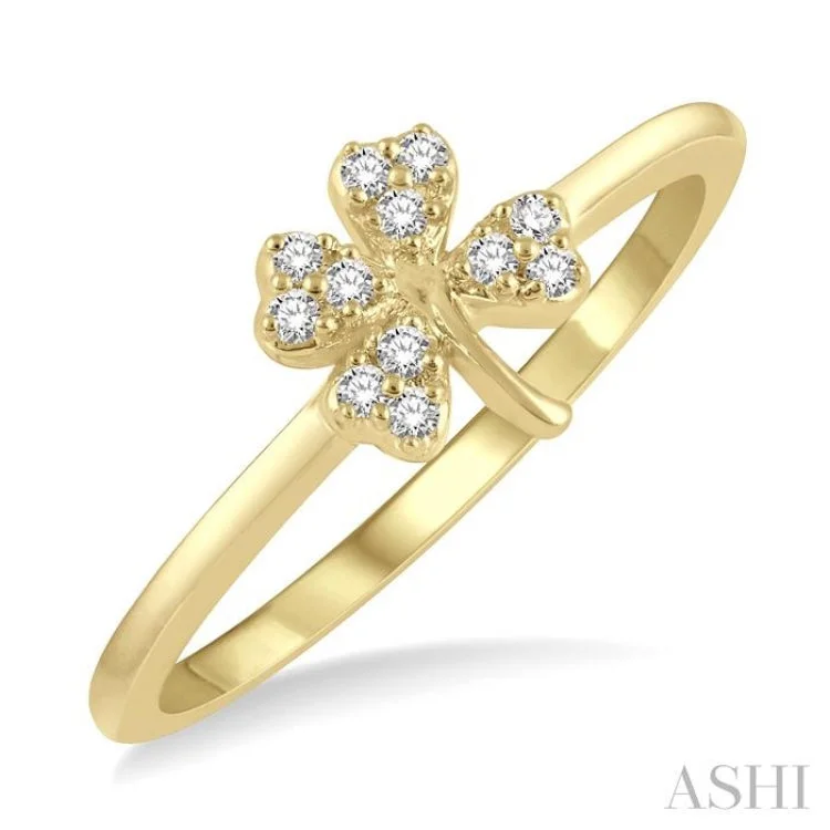 Handmade Wedding Ring-1/10 Ctw Clover Charm Round Cut Diamond Petite Fashion Ring in 14K Yellow Gold