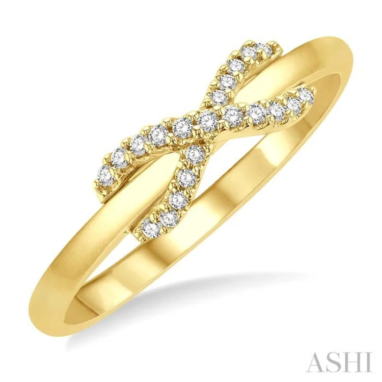 Men's Gold Wedding Ring-1/10 ctw Infinity Petite Round Cut Diamond Fashion Ring in 10K Yellow Gold