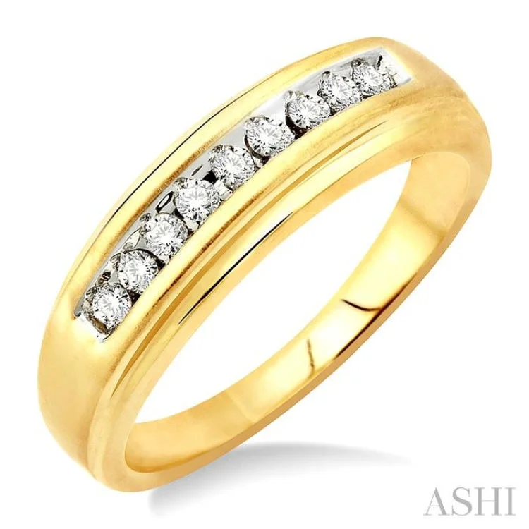 Designer Promise Ring-1/6 ctw Round Diamond Men's Ring in 14K Yellow Gold