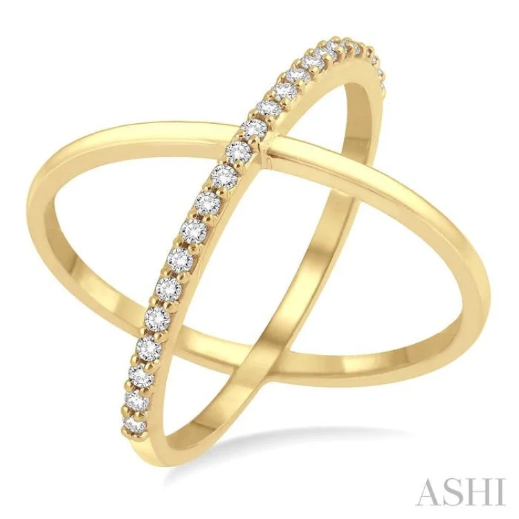 Simple Diamond Wedding Ring-1/4 ctw Round Cut Diamond 'X' Ring in 14K Yellow Gold